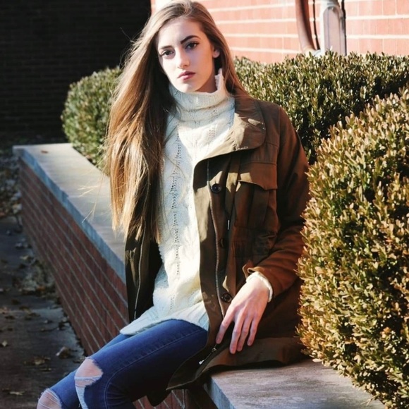 Olive Cargo Jacket! - Picture 2 of 7